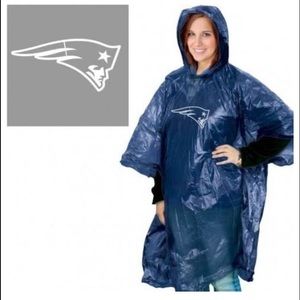 NFL - Patriots Hooded Rain Poncho - Only 1 Left!!